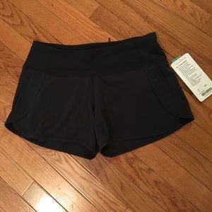 Lululemon Run Times Short NWT size 6