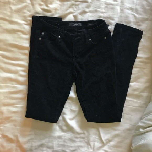 Jessica Simpsons Forever Skinny Pants - Picture 1 of 2