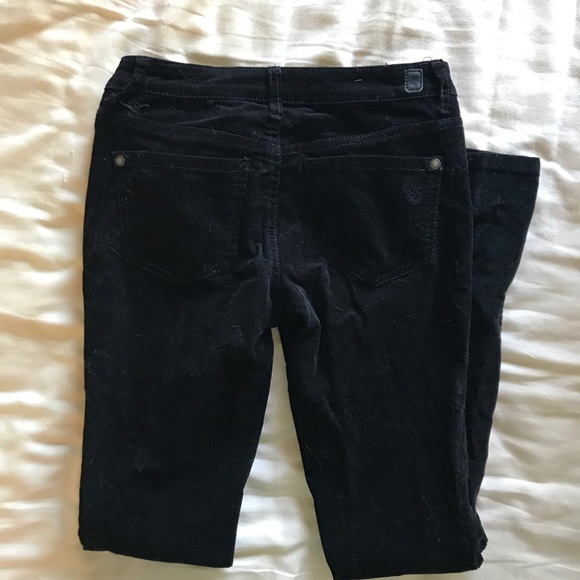 Jessica Simpsons Forever Skinny Pants - Picture 2 of 2