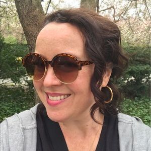 Meet your Posher, Megan