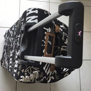Victoria's Secret PINK luggage New w/tag attached
