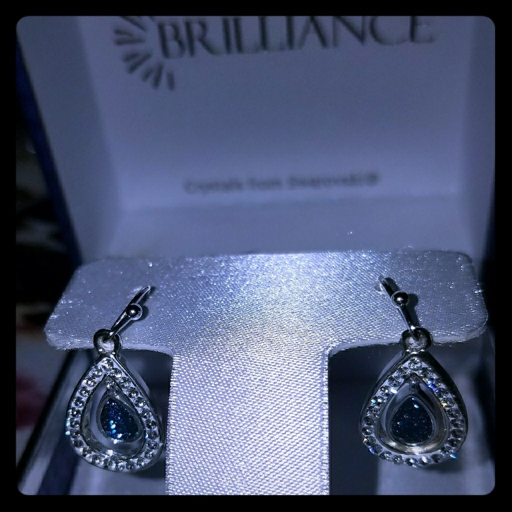 Swarovski crystal with blue sapphire