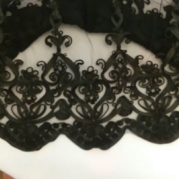 🕸Fancy Tank Top🕸 - Picture 3 of 6