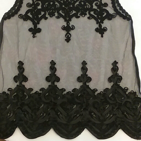 🕸Fancy Tank Top🕸 - Picture 5 of 6