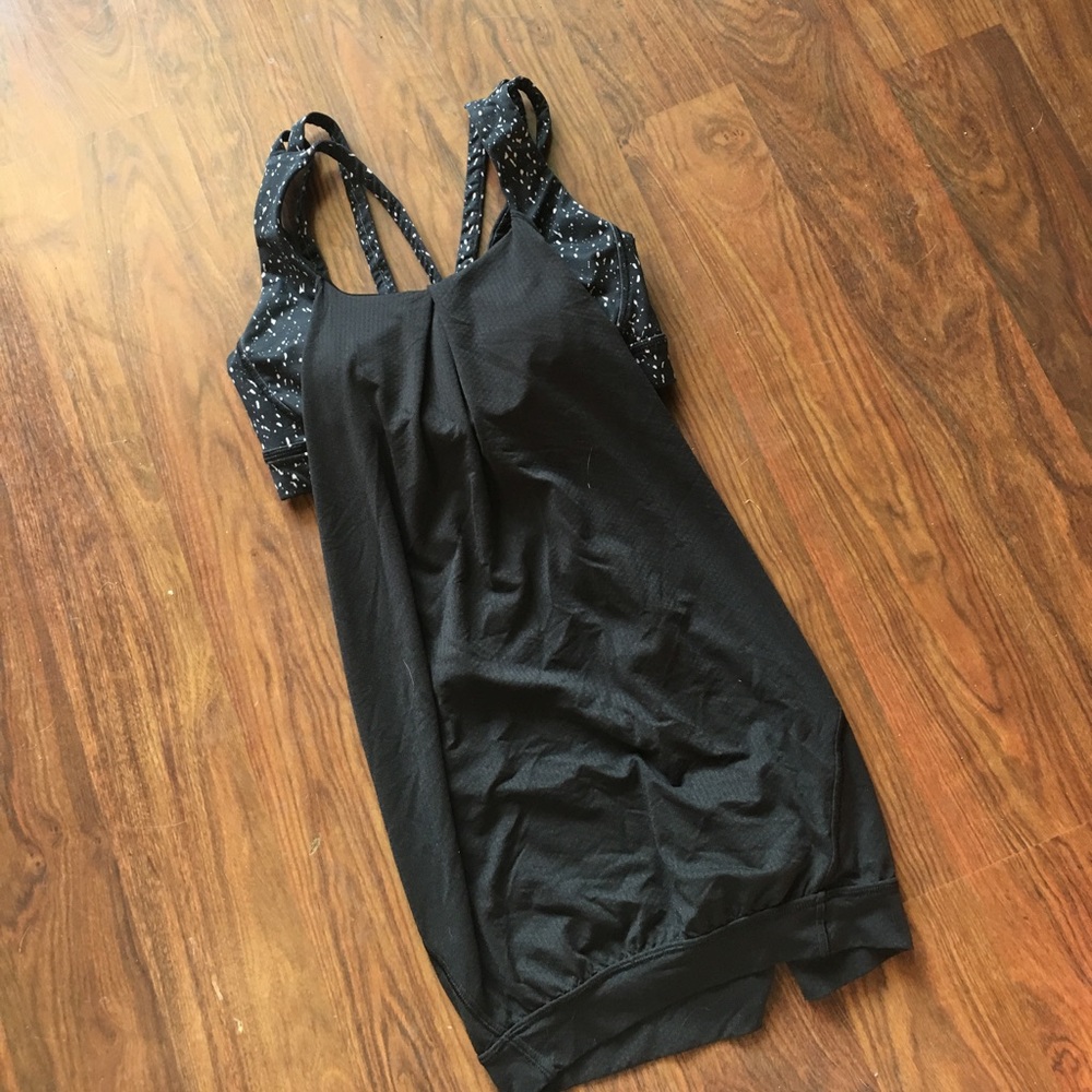 Lululemon tank