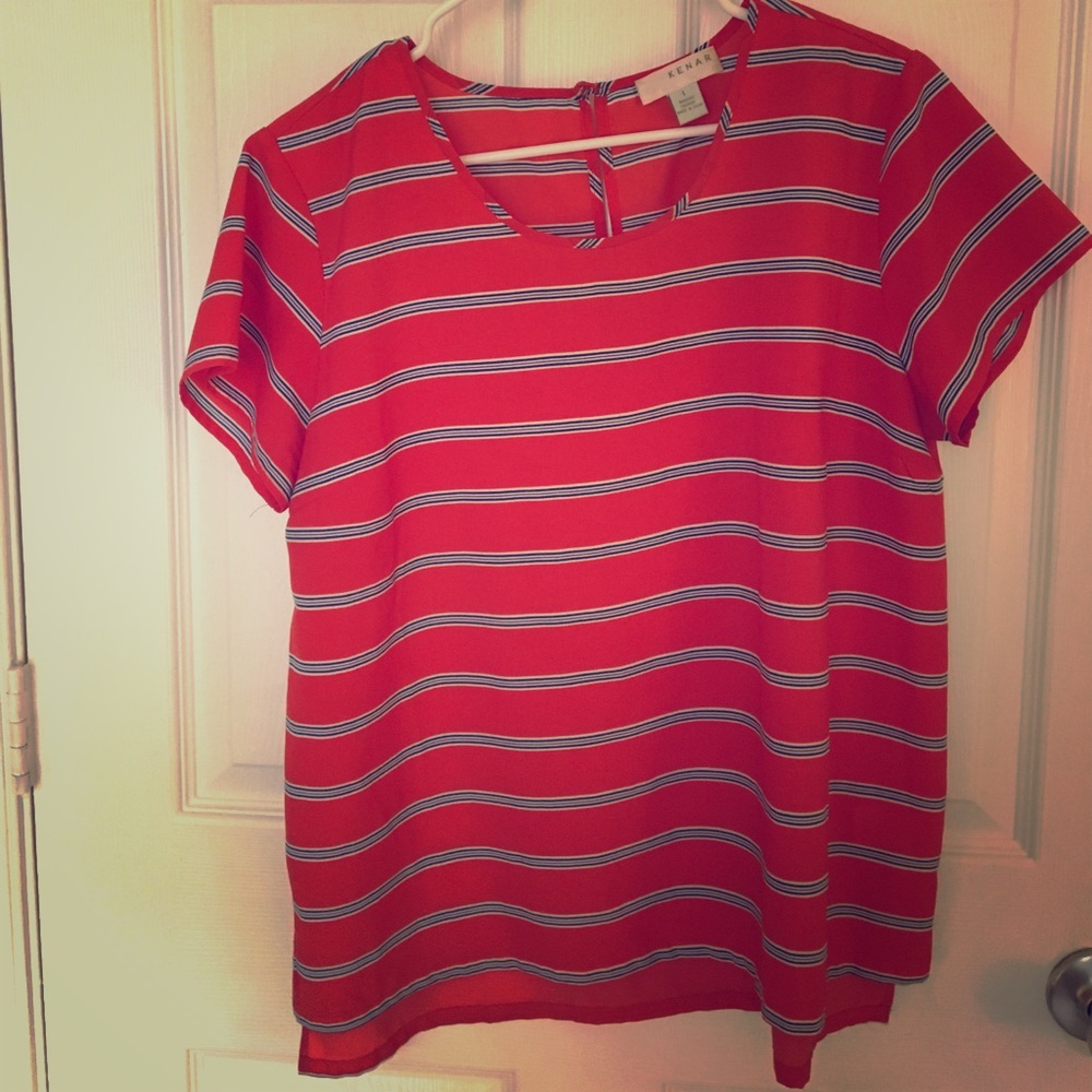 Barely worn short sleeve blouse!