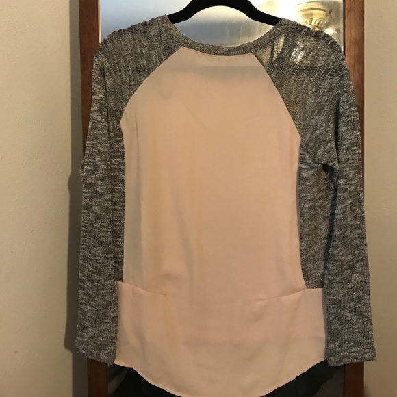 Forever 21 blouse - Picture 3 of 3