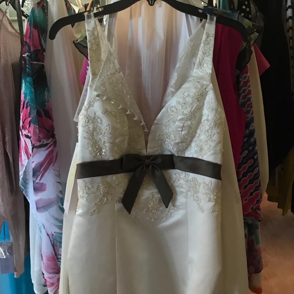 Wedding gown