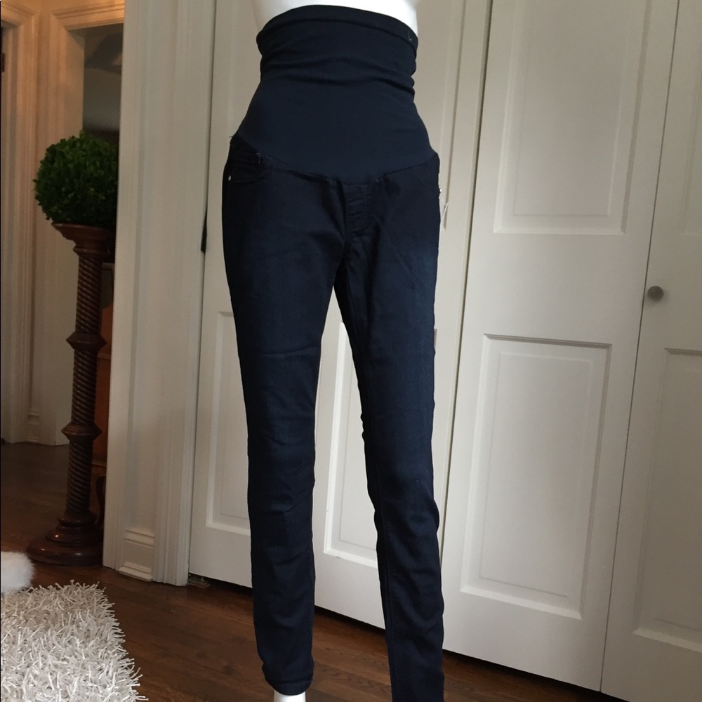 These are Fade to Blue Maternity Jeans
