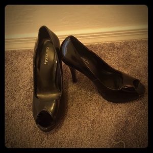 Paprika black heels