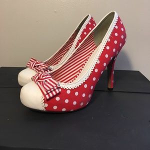 Pot a dot red heels 👠
