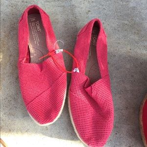 Brand new Tom shoes