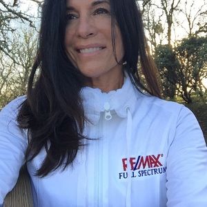 Meet your Posher, Kellie