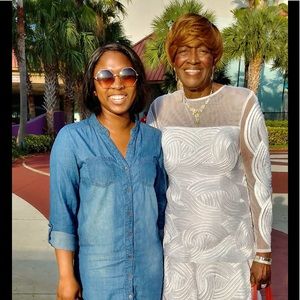 Meet your Posher, Fatima