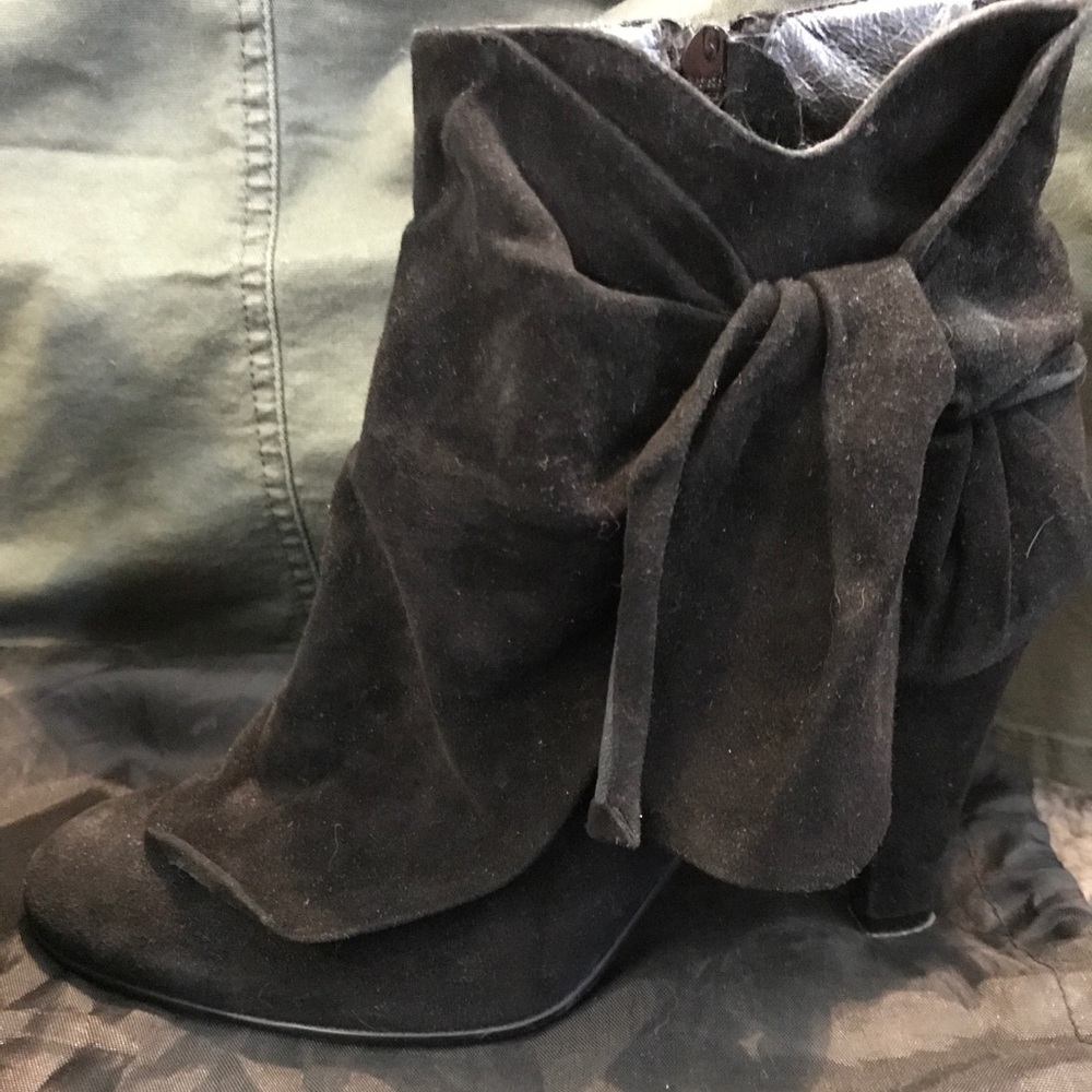 Black heeled short boot