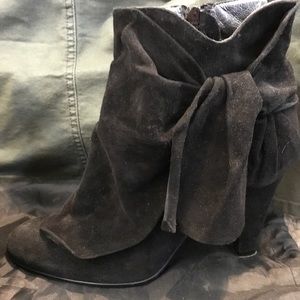 Black heeled short boot
