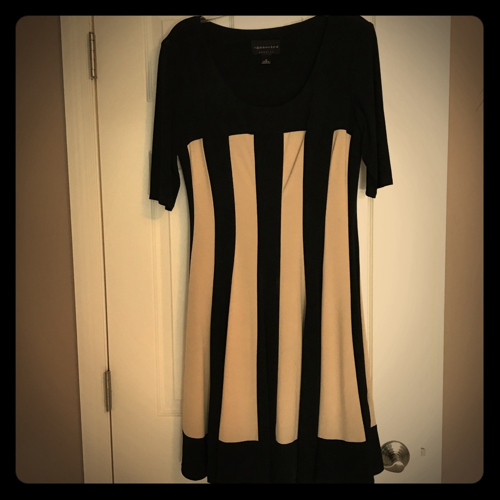 Striped mid sleeve taupe/black dress Size:12