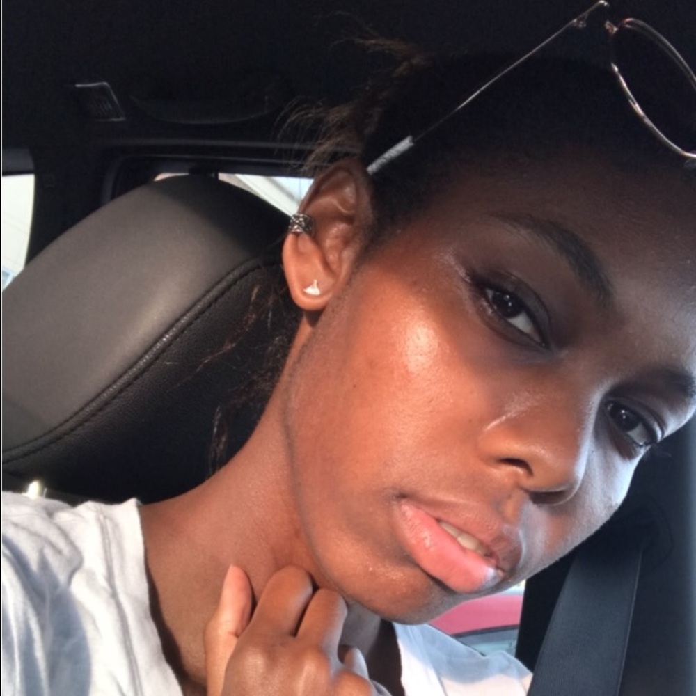 Meet your Posher, Kay