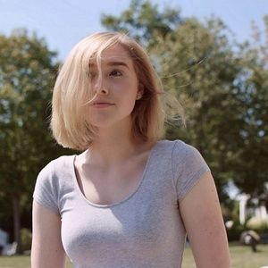 Meet your Posher, Isabelle