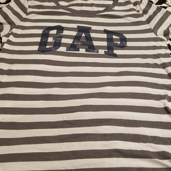 GAP stripped t-shirt - Picture 3 of 3