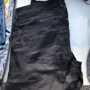 Express camo legging