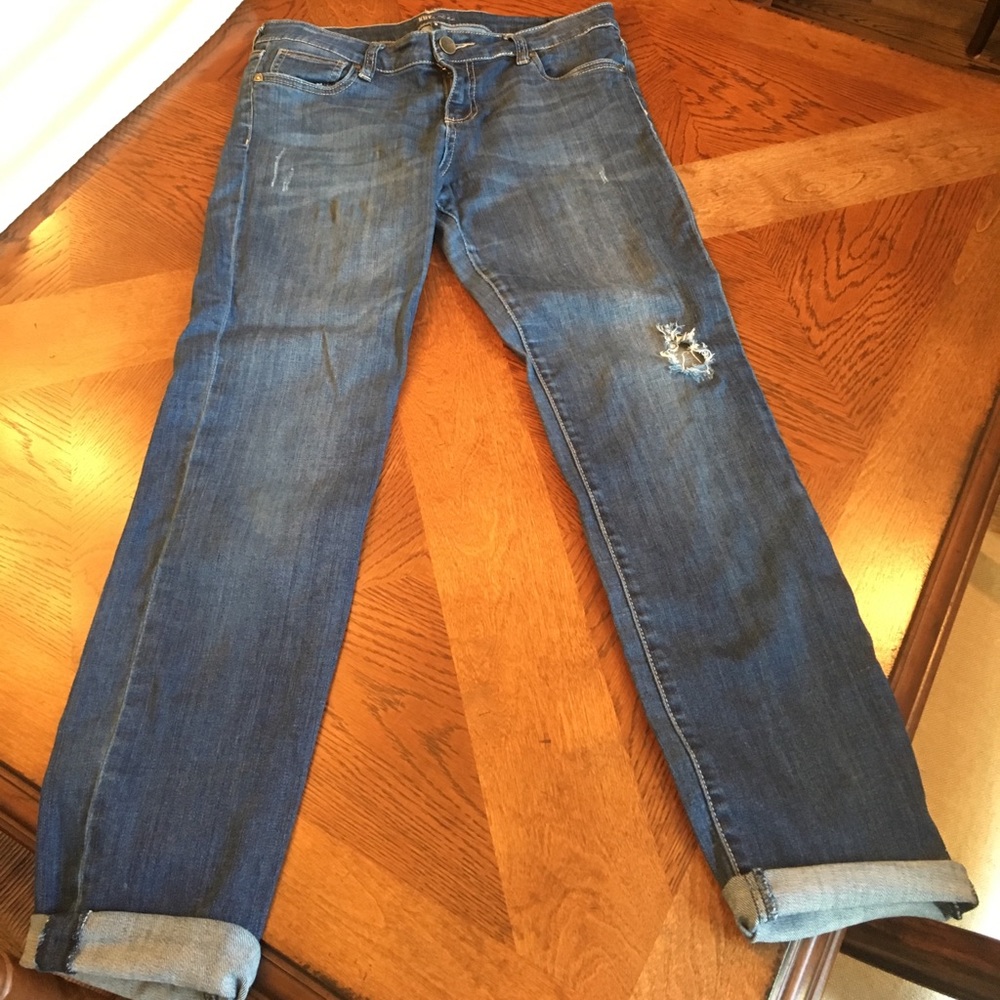 Kut from Kloth distressed jeans size 8