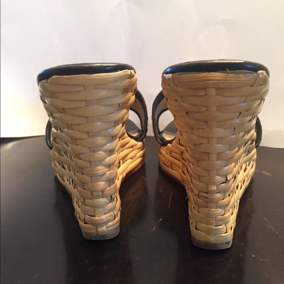 Michael Kors Santorini Ornament Slide - Picture 3 of 8