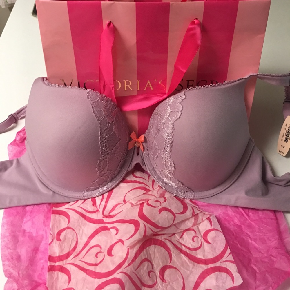 * SOLD*Victoria Secret 32dd bra*SOLD*