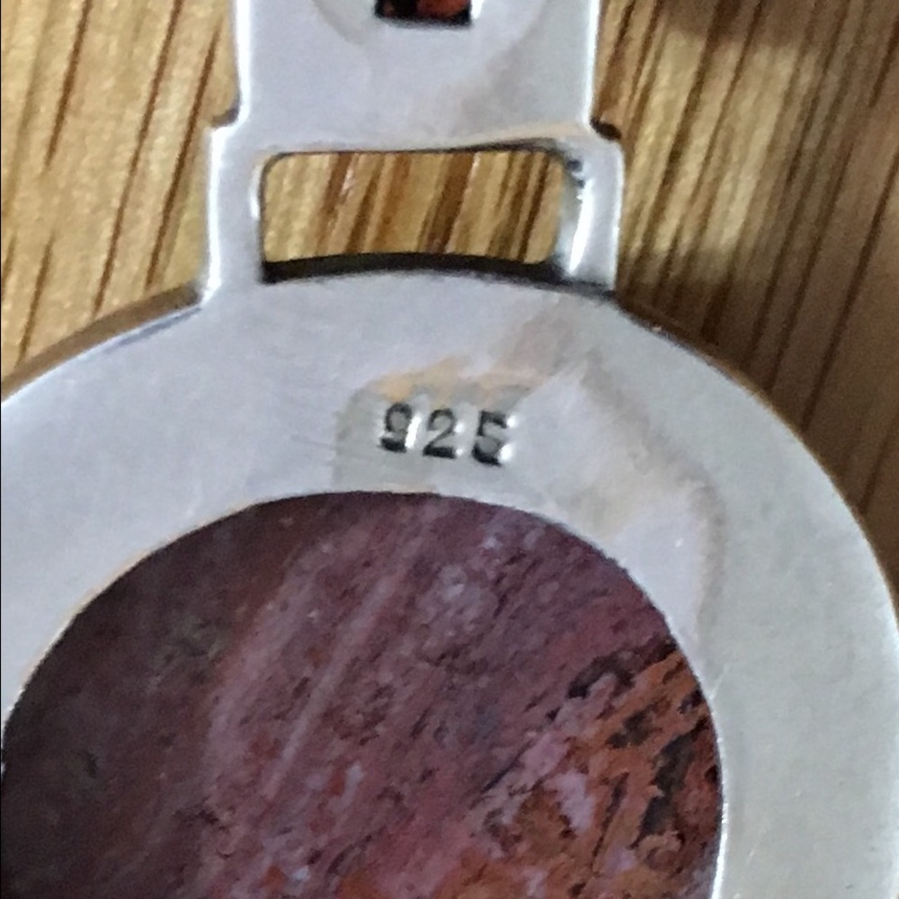 Pendant and earring set - Picture 3 of 4