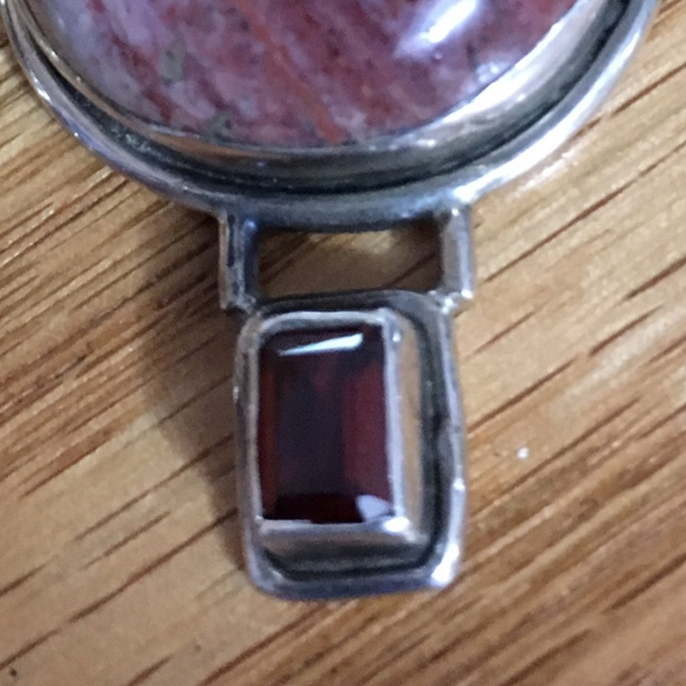 Pendant and earring set - Picture 4 of 4