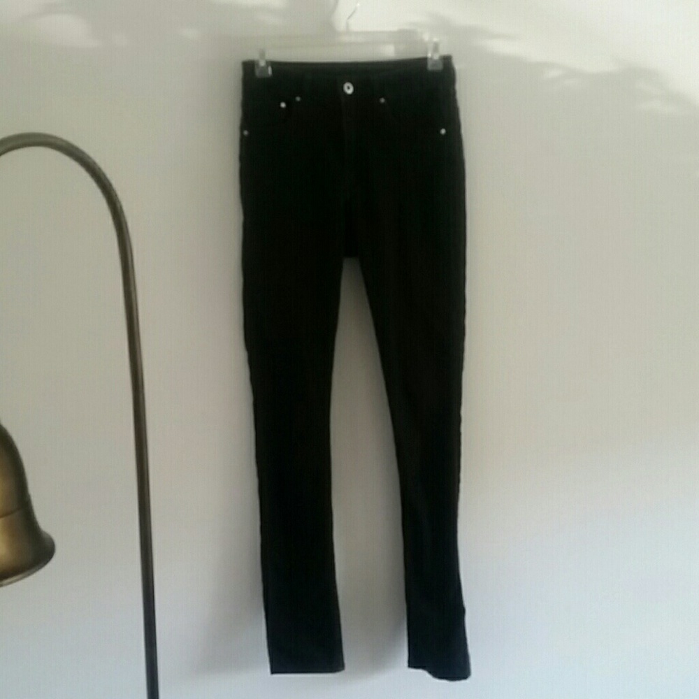 Black Highwaisted Jeans