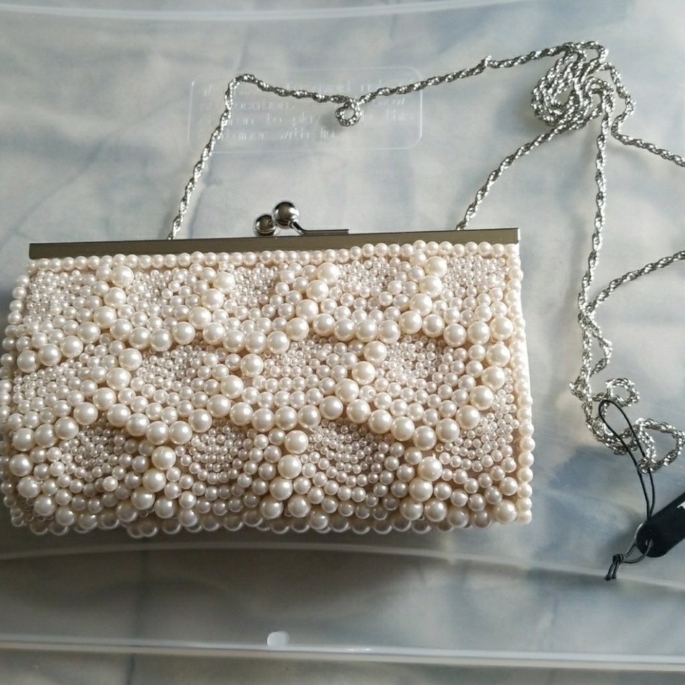 New RSVP minaudiere