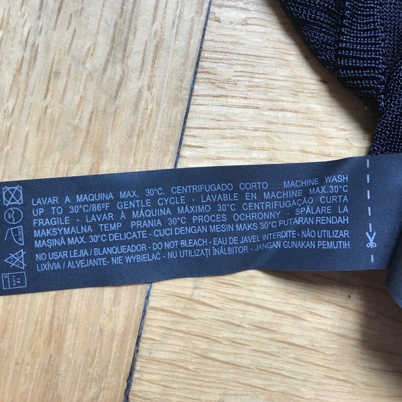 Zara light knit sweater cold shoulder - Picture 4 of 4