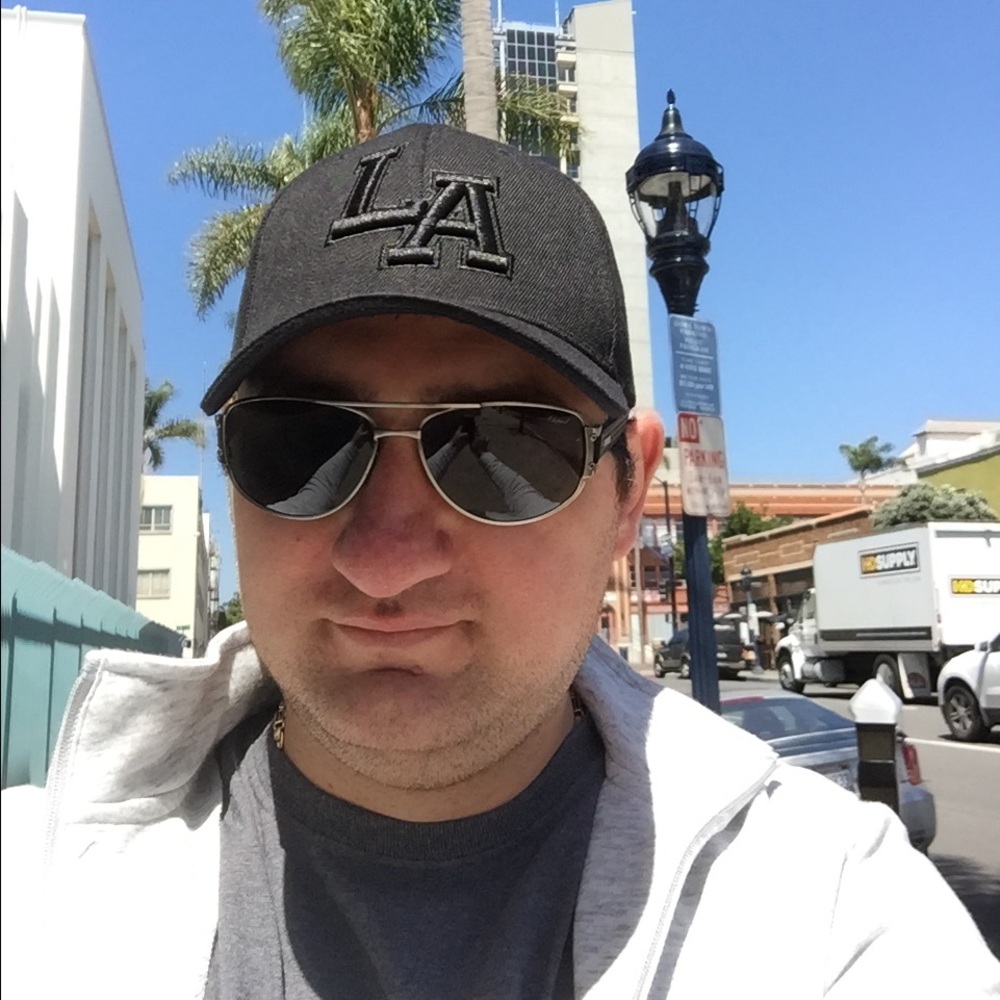 Meet your Posher, Sargis