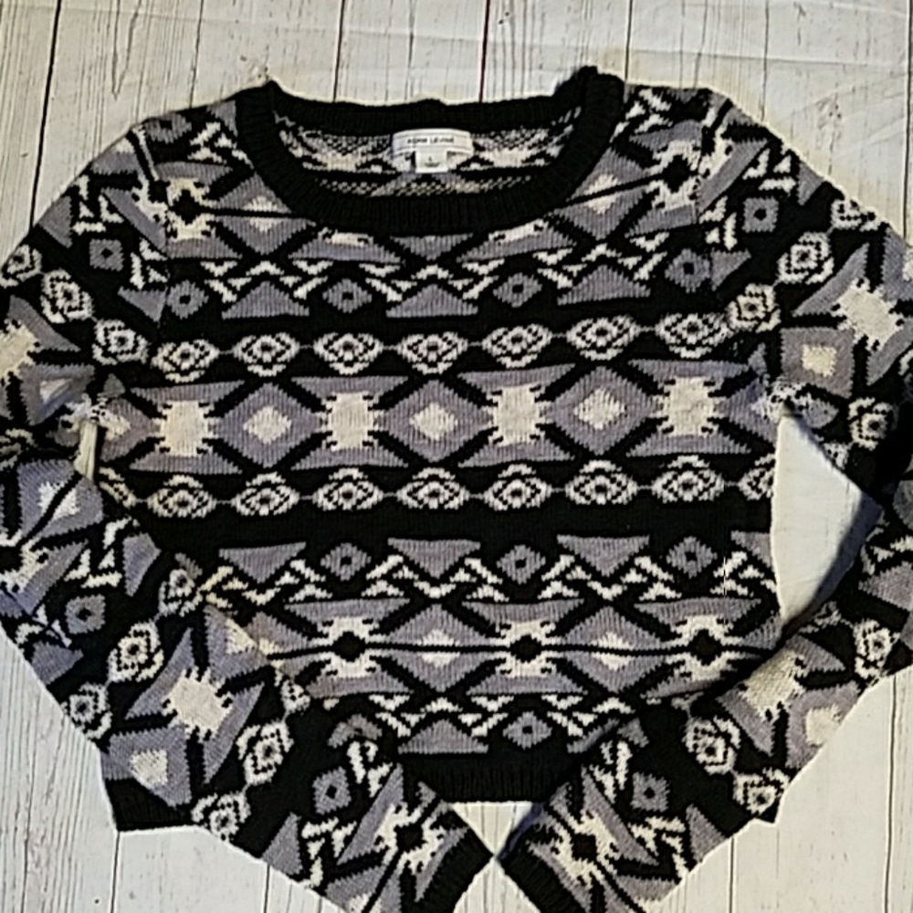 🎯Adam Levine Crew Neck Cropped Print Sweater