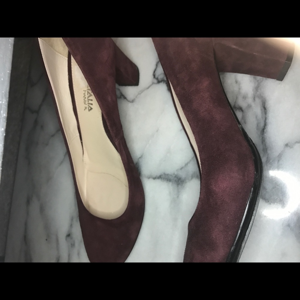 Aquatalia suede 👠 free item included