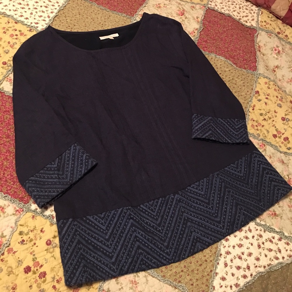 Navy blue top ladies size medium Altar'd State
