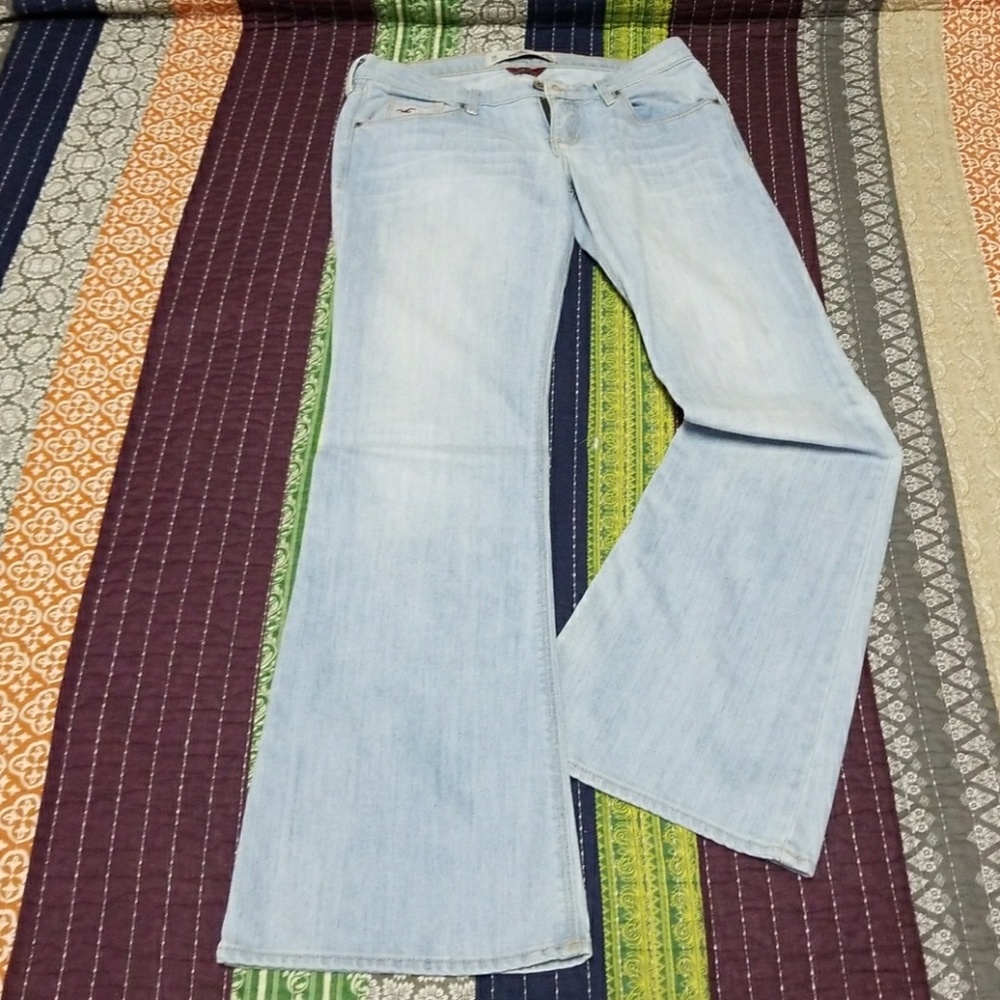 Hollister Flared Jeans