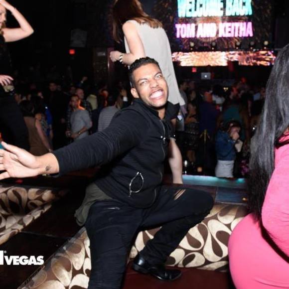 Meet your Posher, Devonta - Picture 1 of 1