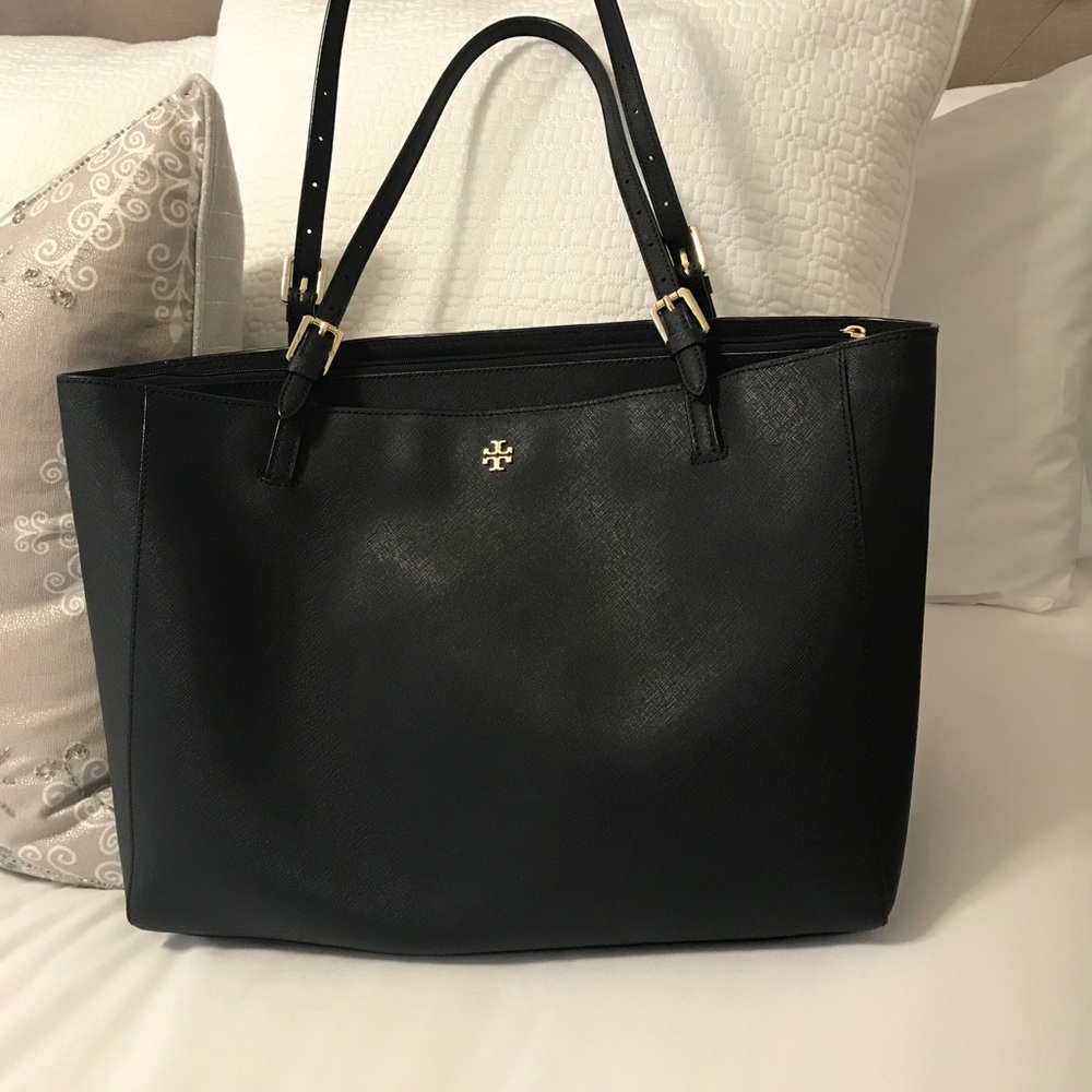 Authentic Tory Burch Large York Buckle Bag