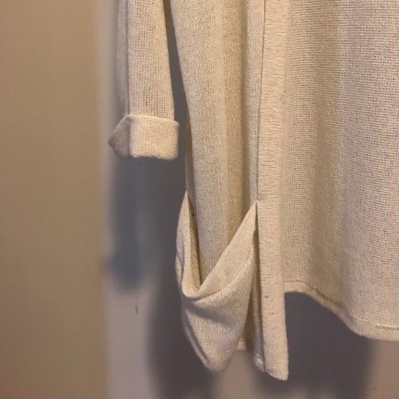 Cardi - Picture 2 of 2