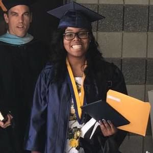 Meet your Posher, Rayn