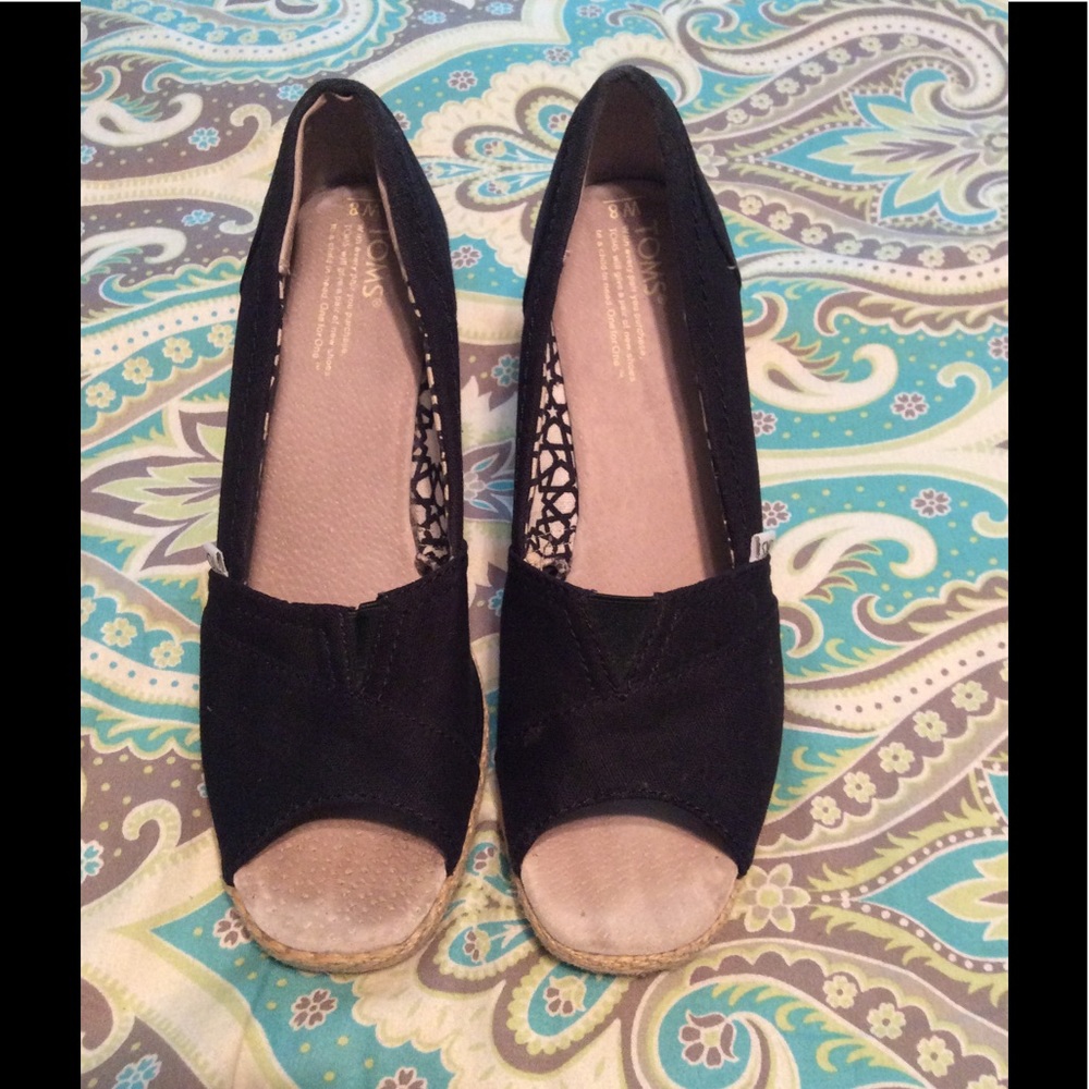 Toms Wedges