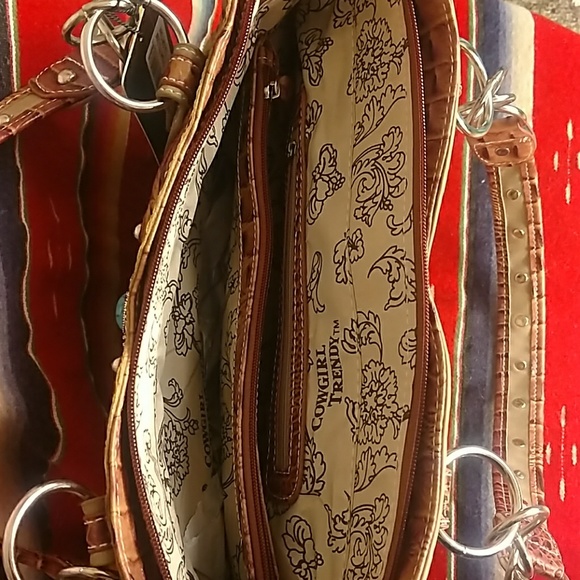 LAST ONE!! Concea Carry Fringe Studs & Bling Purse - Picture 4 of 5