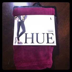 Hue rouge color leggings