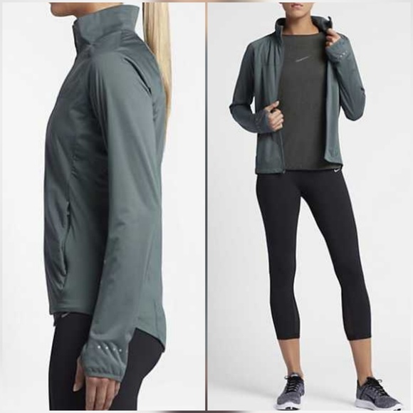 Nike Shield Sage Thermal Lined Running Jacket - Picture 2 of 5