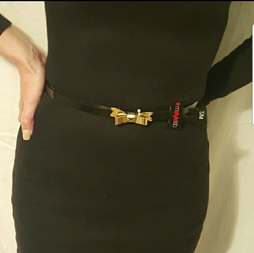 Black Classic Thin Belt with Gold Bow