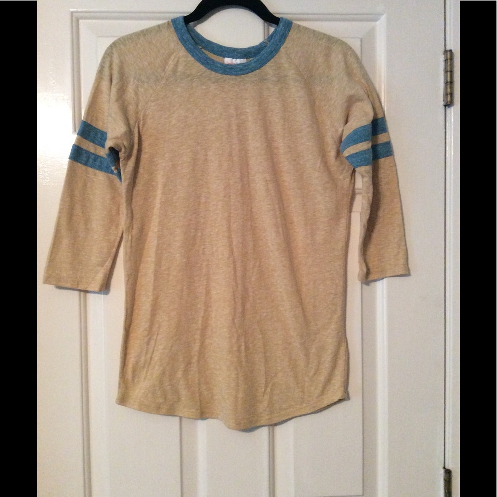 Lularoe Randy Tee