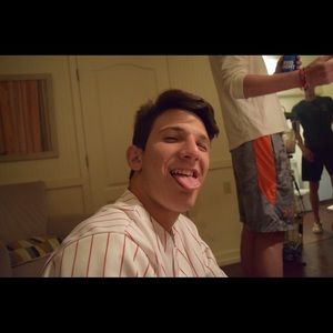 Meet your Posher, Frankie