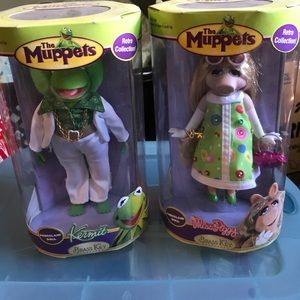 Brand new Kermit and Miss Piggy
